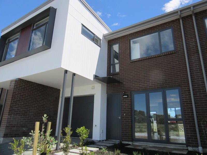 36 Mangahoe RD, Mount Wellington, Auckland - Carousel 1