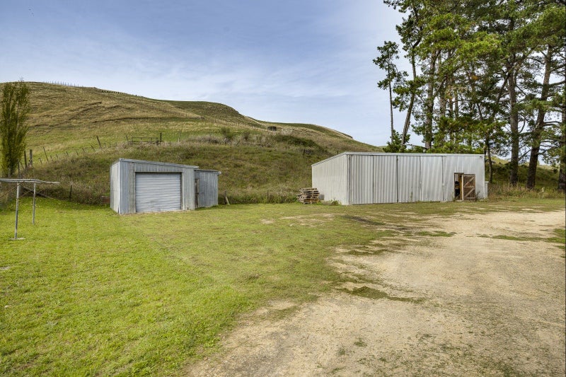 1199 Middle Road, Poukawa, Hastings - Carousel 24