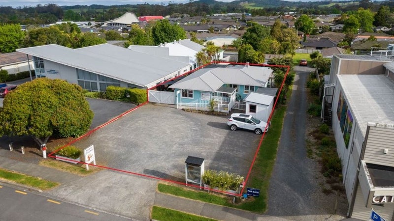 35 Arthur Hobson Avenue, Pirimai, Napier - Carousel 1