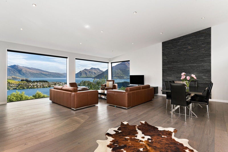 88 Hensman Road, Queenstown, Queenstown - Carousel 2