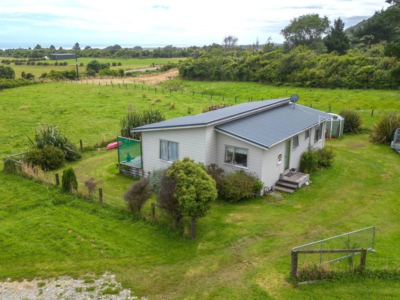 5 Prospector Place, Runanga - Carousel 31