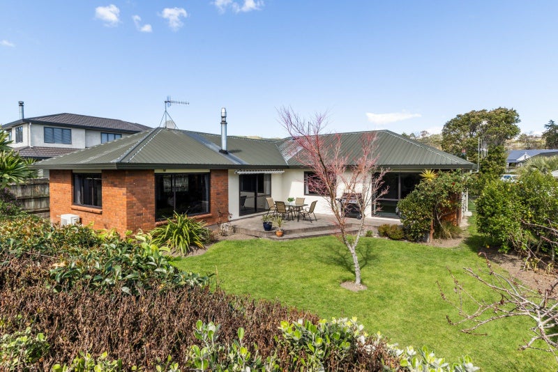 12 Kingsgate Row, Havelock North, Havelock North - Carousel 2