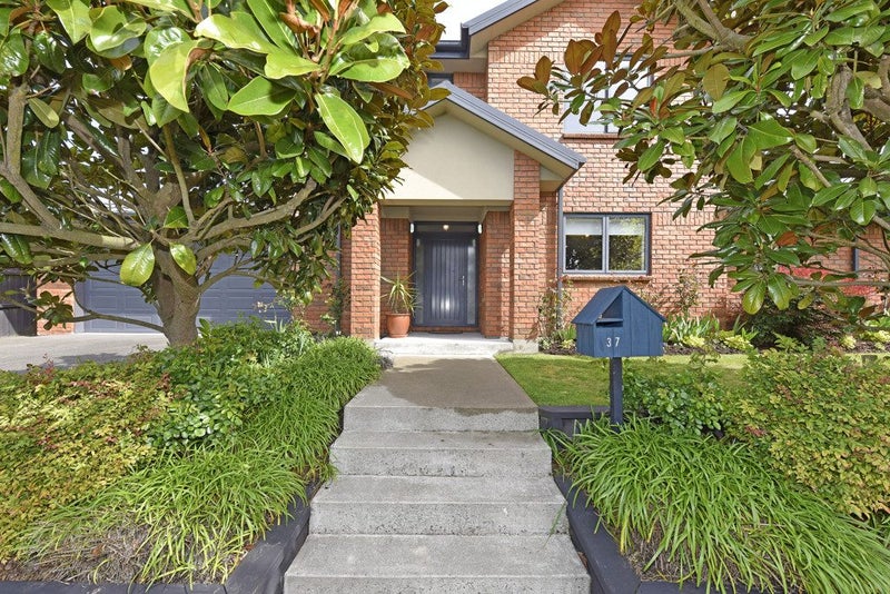 37 McMahon Drive, Aidanfield, Christchurch - Carousel 2