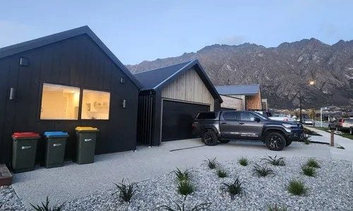 20 Barn Road, Jacks Point, Queenstown - Carousel 1