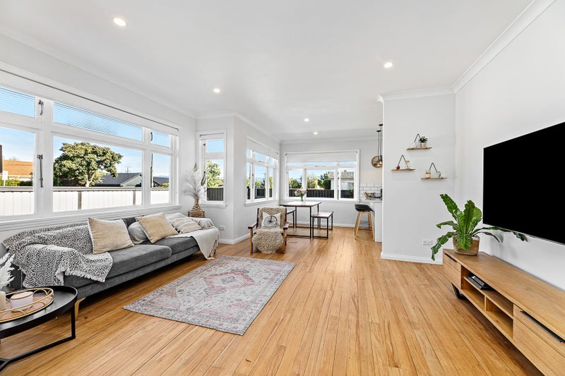 3A Eltham Road, Blenheim - Carousel 1