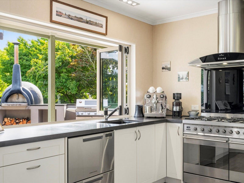 52E Loop Road, Minden, Tauranga - Carousel 2