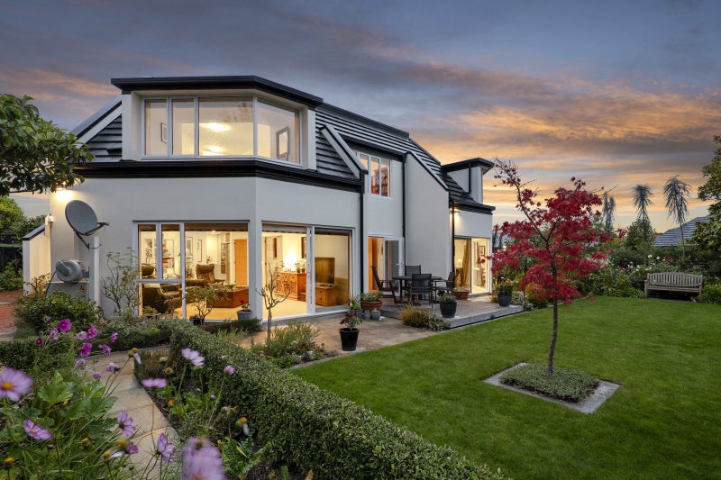 20 Derenzy Place, Avonhead, Christchurch - Carousel 1