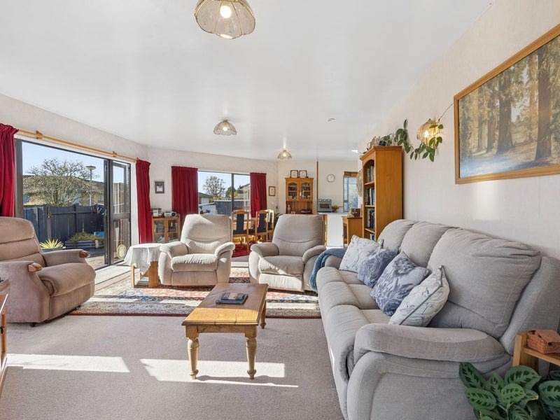 11 Hunter Street, Westport, Westport - Carousel 2