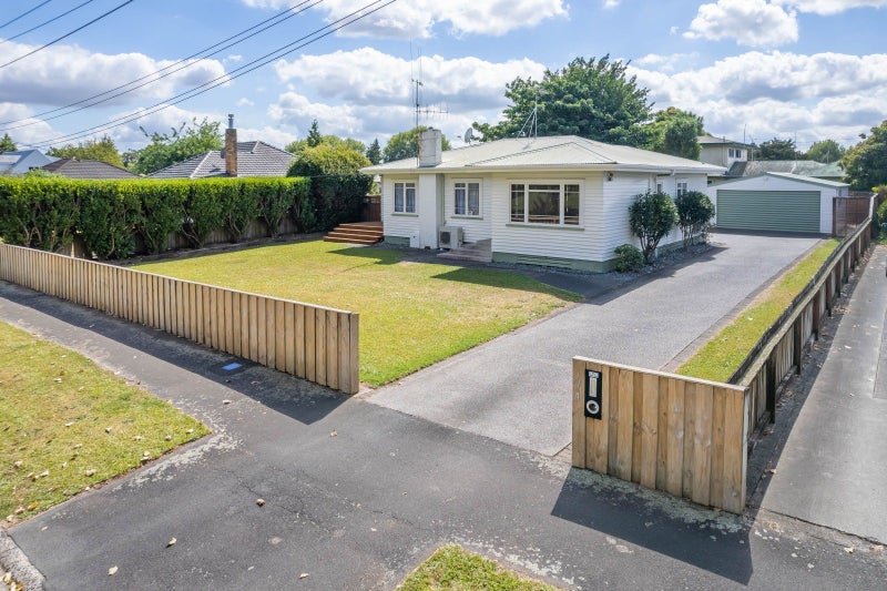 174 Fox Street, Hamilton East, Hamilton - Carousel 1