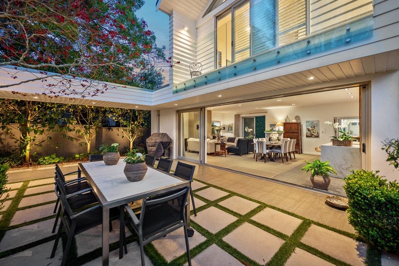 47 Princes Street, Northcote Point, Auckland - Carousel 1