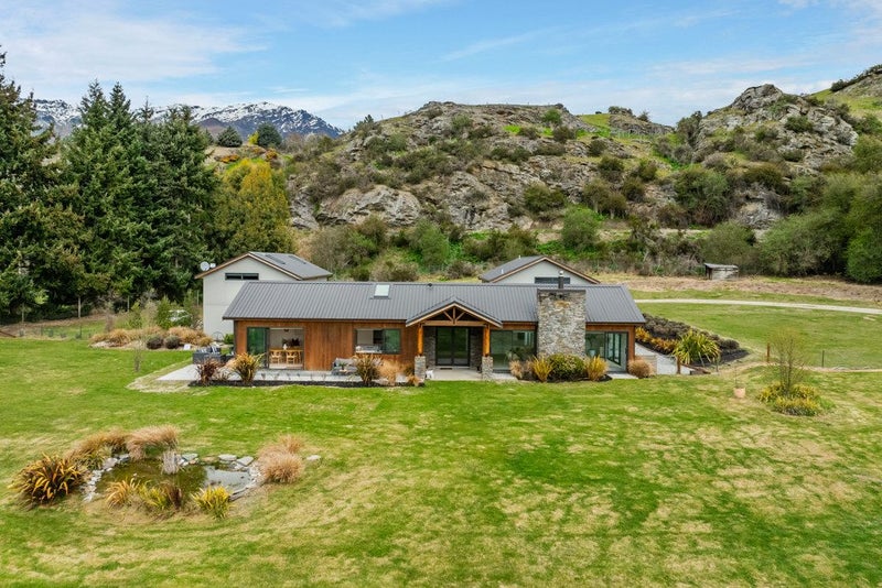 62 MORVEN FERRY RD, Arrow Junction, wakatipu basin - Carousel 1