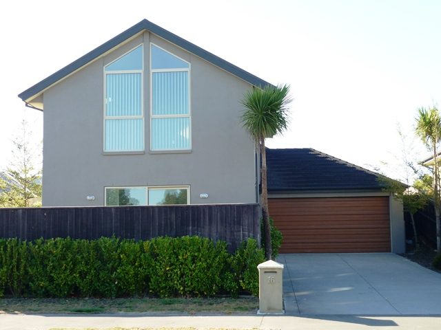 16 Titirangi Crescent, Parklands, Christchurch - Carousel 1