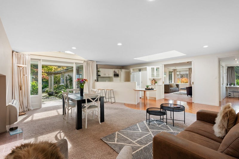 1 Colquhoun Street, Glenross, Dunedin - Carousel 1