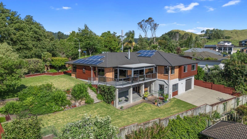 132 Waikite Road, Welcome Bay, Tauranga - Carousel 1