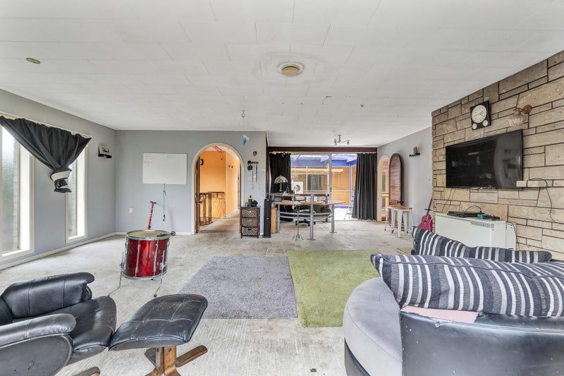 19 Tybalt Street, Stratford, Stratford, Taranaki - Carousel 2