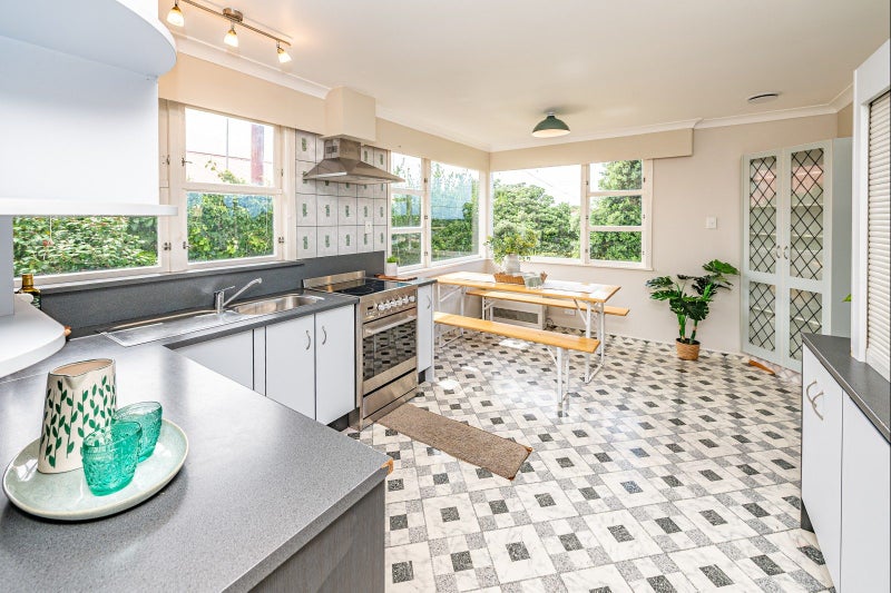 9A Karewa Street, Castlecliff, Whanganui - Carousel 2