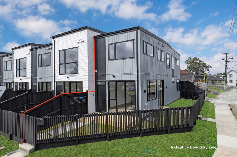 1 Hokianga Street, Mangere East, Auckland - Carousel 2