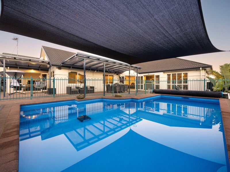 17 Strathconnan Court, Rototuna, Hamilton - Carousel 2