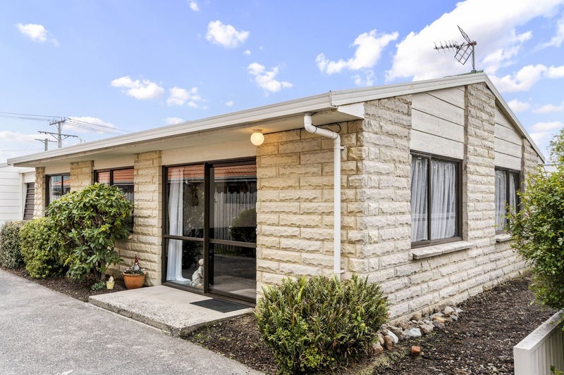 8B Grove Street, Saint Kilda, Dunedin - Carousel 1