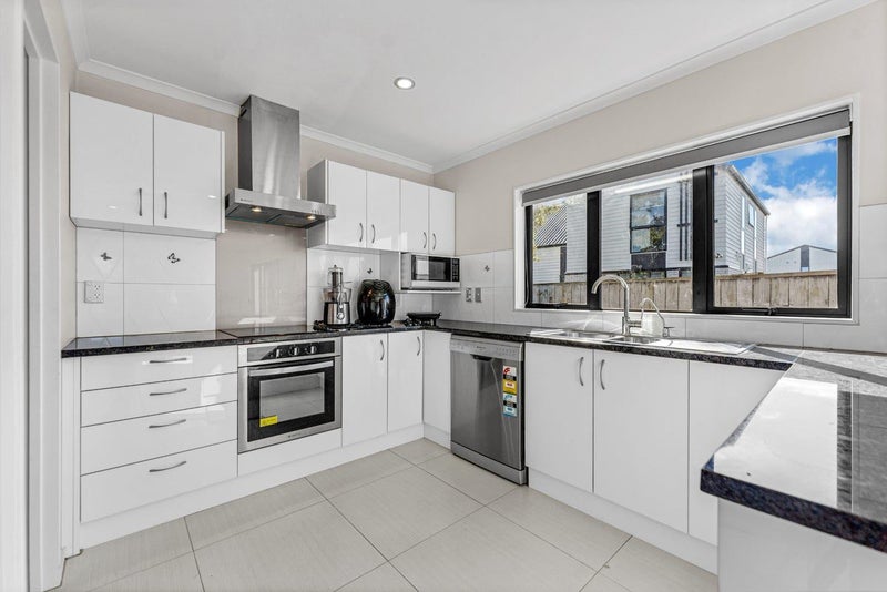 156A Manuroa Road, Takanini, Papakura, Auckland - Carousel 2