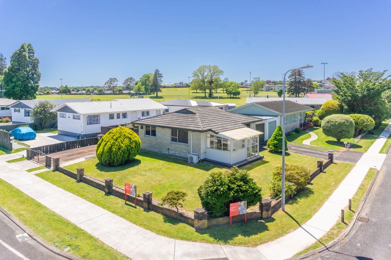 1A Millar Place, Nawton, Hamilton - Carousel 1