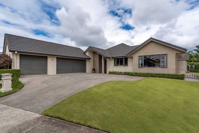 19 Oldfield Court, Huntington, Hamilton - Carousel 1