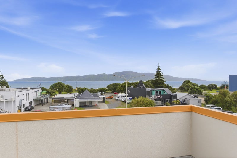 3B/25 Maclean Street, Paraparaumu Beach, Kapiti Coast, Wellington - Carousel 1