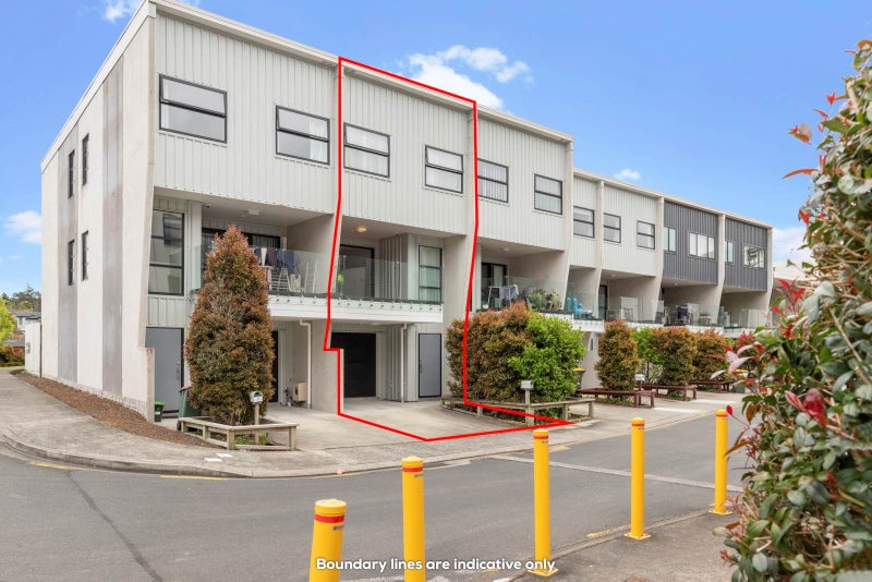 3/5 Perekia Street, Albany, Auckland - Carousel 1