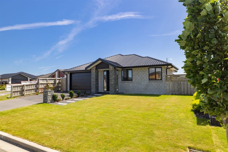 6 Bryden Place, Halswell, Christchurch - Carousel 1