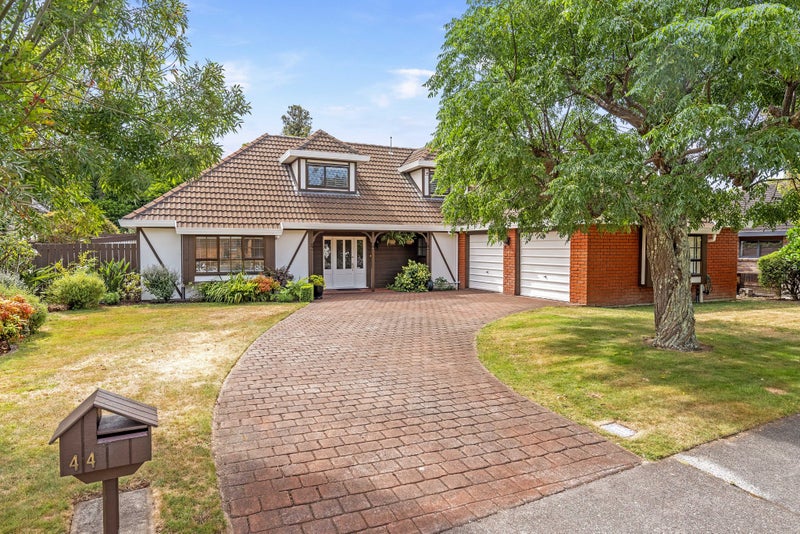 44 Awanui Drive, Waikanae, Waikanae - Carousel 1