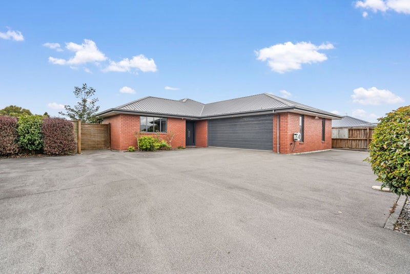 8 Parkdale Close, Allenton, Ashburton - Carousel 1