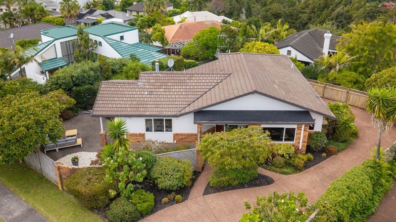 63 Fitzwilliam Drive, Torbay, Auckland - Carousel 1