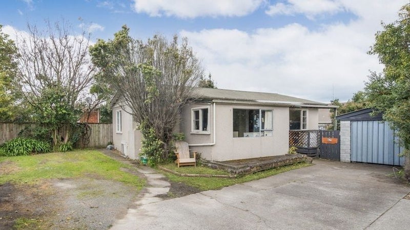 318 Botanical Road, West End, Palmerston North - Carousel 1