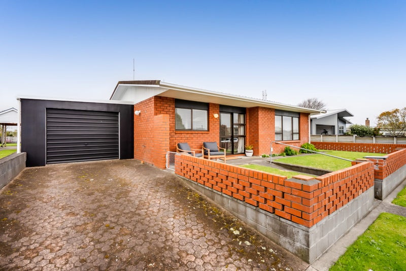 1/168 Mangorei Road, Merrilands, New Plymouth - Carousel 1