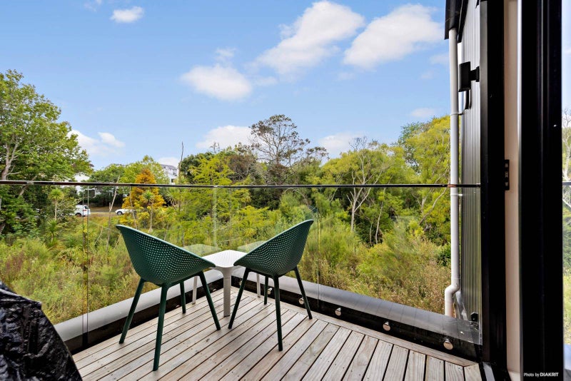 19/26 Springvale Drive, Fairview Heights, Auckland - Carousel 2