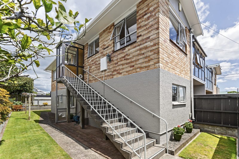 34 Ngaio Street, Strandon, New Plymouth - Carousel 2