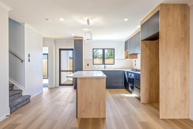 81B Motatau Road, Papatoetoe, Auckland - Carousel 2