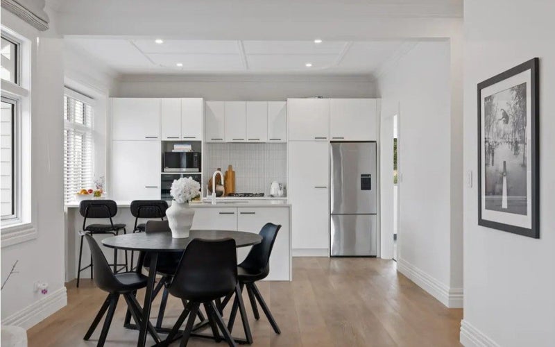 11 Miro St, Takaro, Palmerston North, Manawatu / Whanganui - Carousel 2