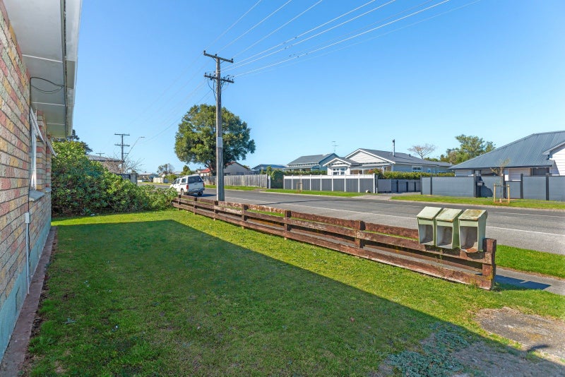 2/735 Aberdeen Road, Te Hapara, Gisborne - Carousel 27