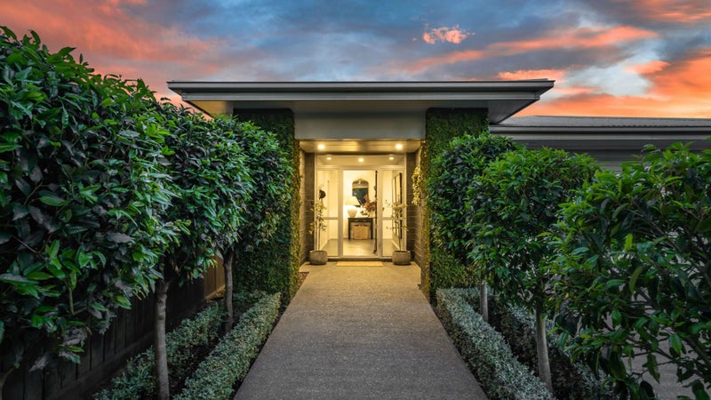 14 Riverwood Boulevard, Redwood, Christchurch - Carousel 2