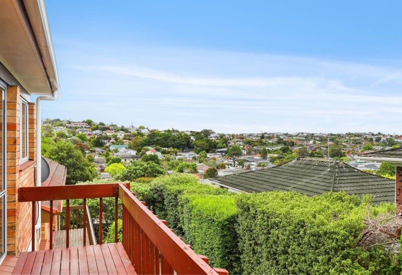 1/34 Shanaway Rise, Hillcrest, Auckland - Carousel 2