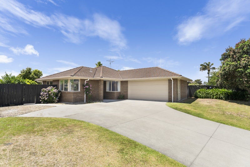 11 Roxbury Place, Papamoa Beach, Papamoa - Carousel 2