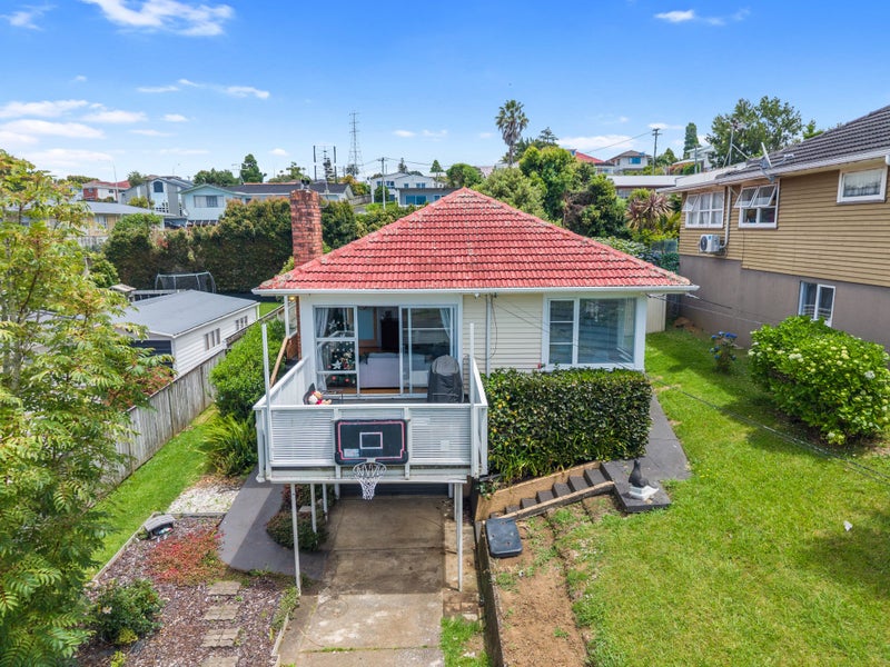 10 Littlejohn Street, Hillsborough, Auckland - Carousel 2