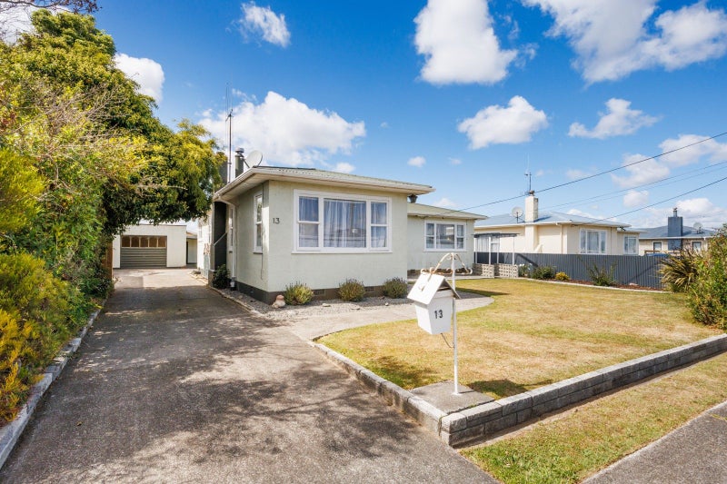 13 Cobham Way, Feilding, Feilding - Carousel 1