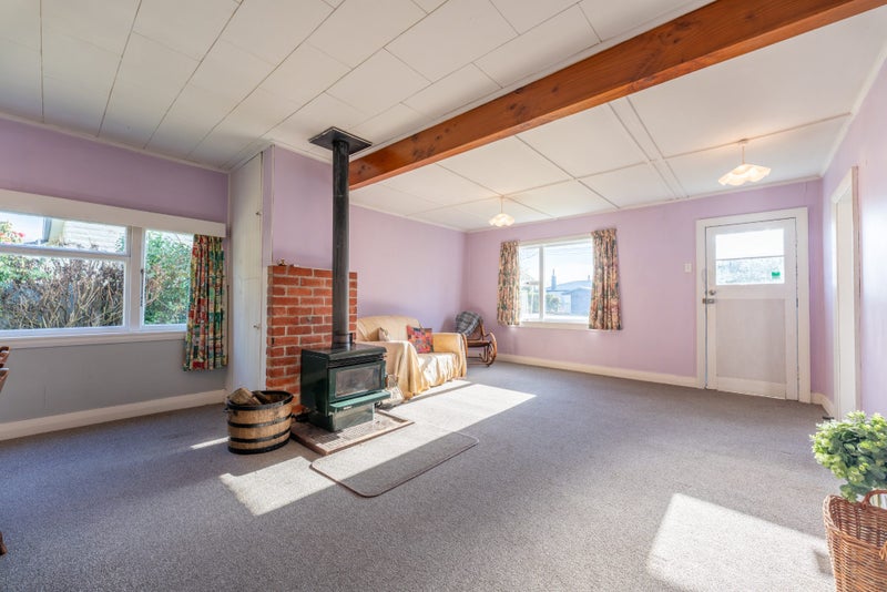 13 Avenel Street, Winchester - Carousel 2