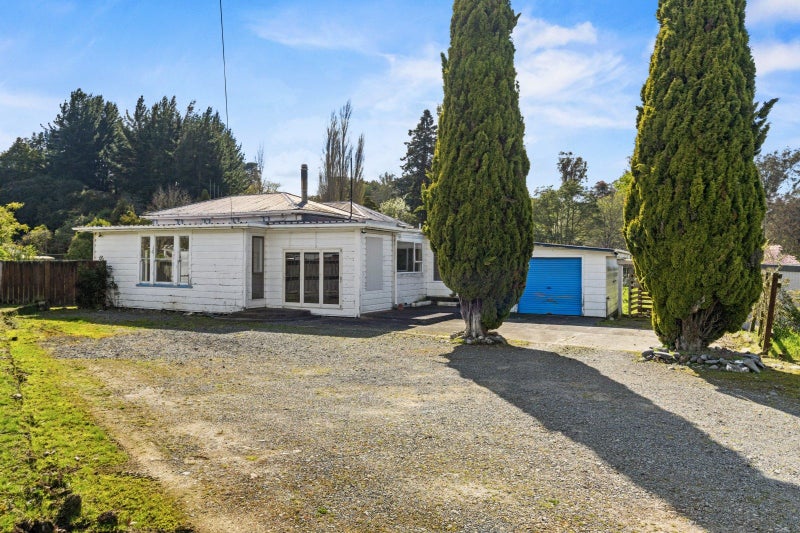 28 Bruce Street, Hunterville, Hunterville - Carousel 2