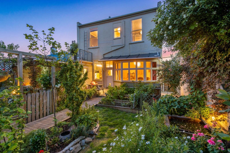 41 Surrey Street, Caversham, Dunedin - Carousel 1