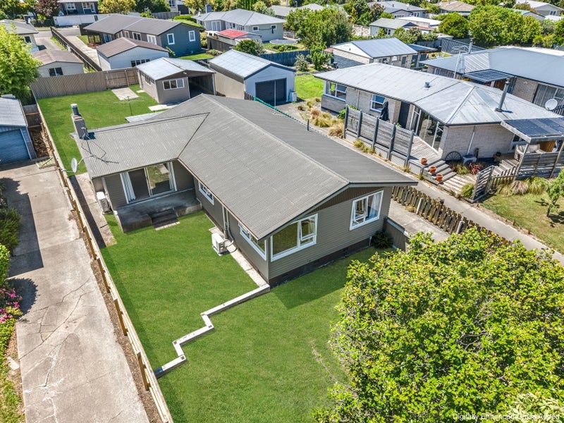 12 Tasman Street, Havelock North, Havelock North - Carousel 2
