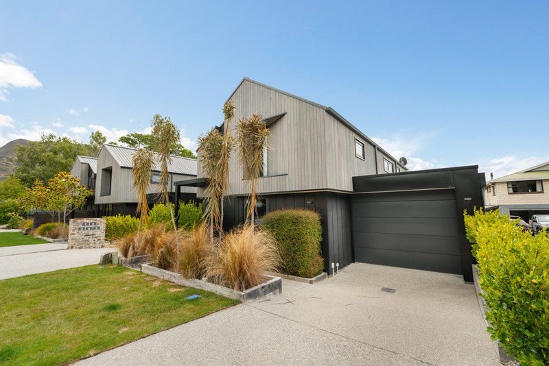 5/151 Upton Street, Wanaka - Carousel 1