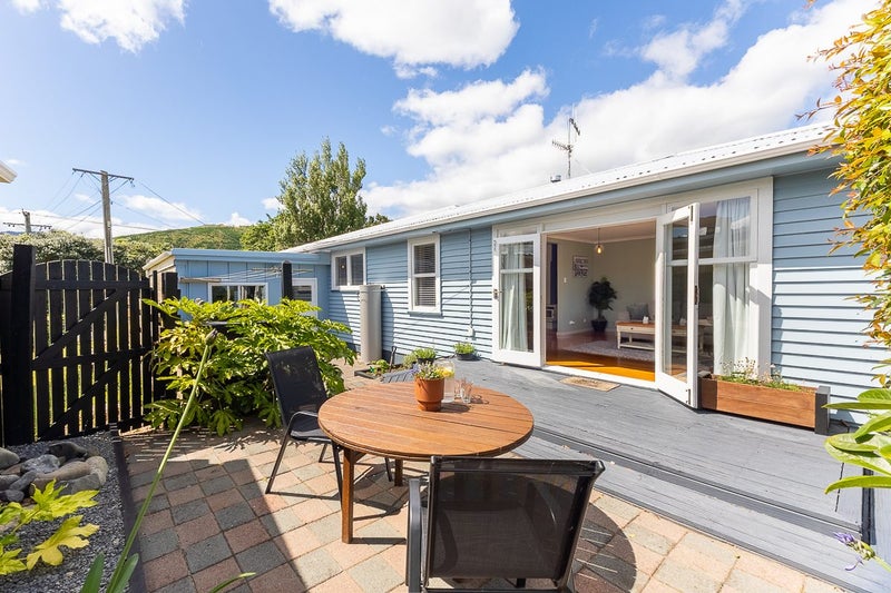 27 Aorangi Road, Paraparaumu - Carousel 1